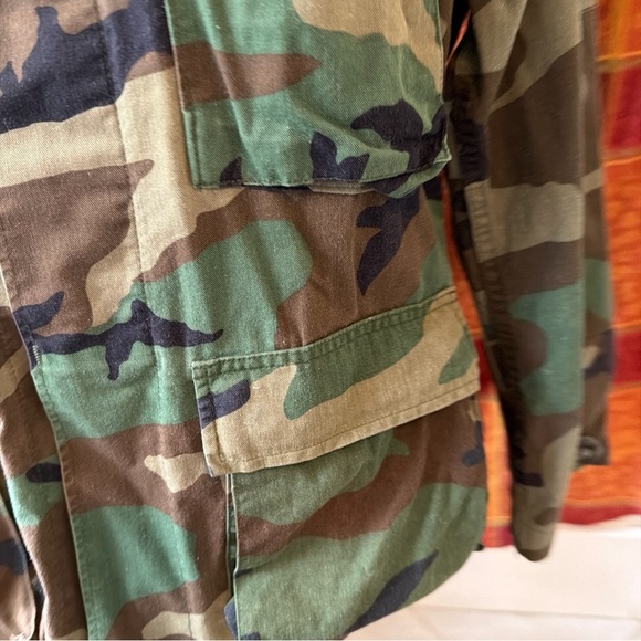 Camouflage Military Jacket - Picture 4 of 9